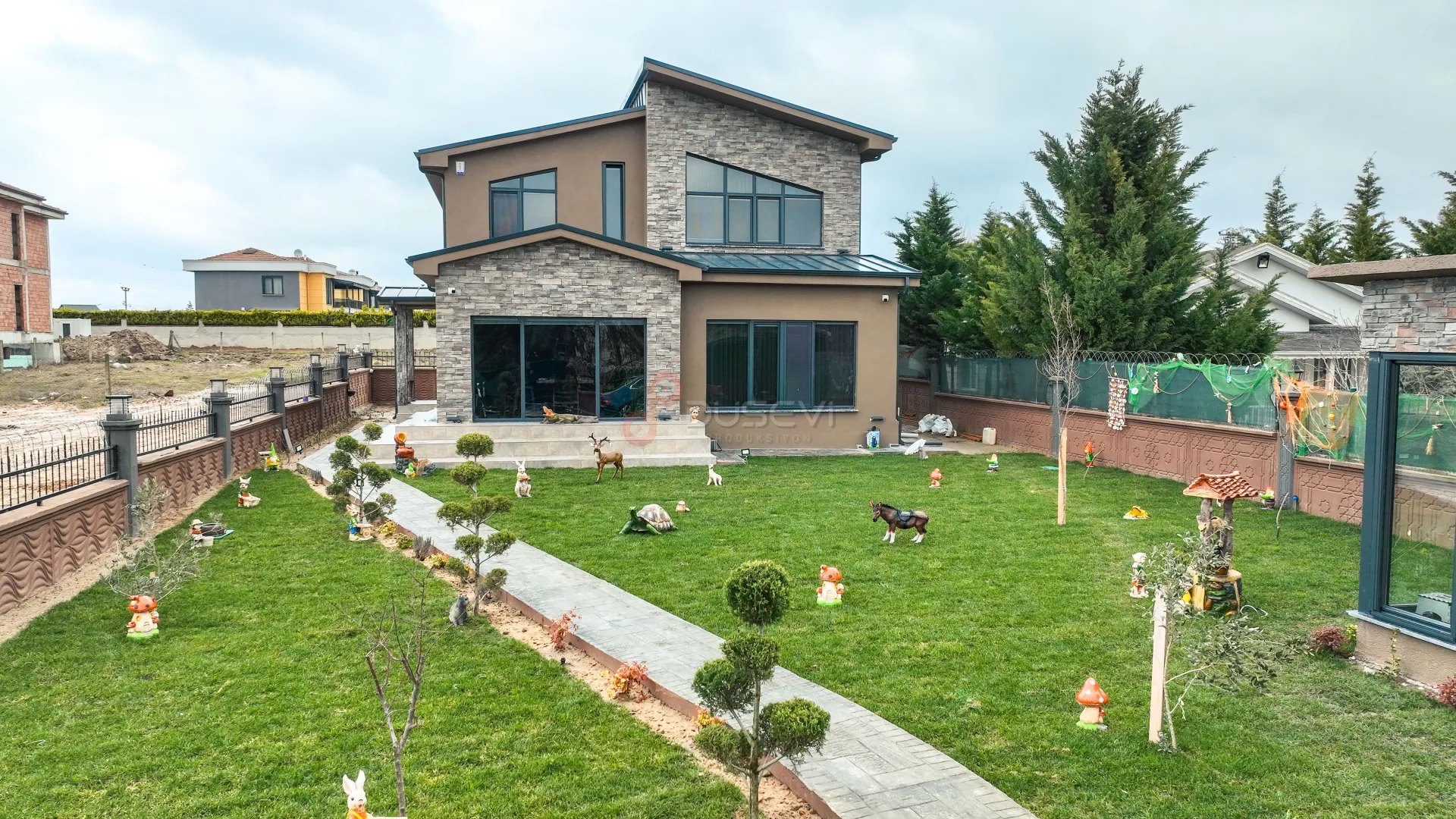 Çerkezköy Ambardere Lüks Villa Projeleri Profesyonel Drone ve Mimari Tanıtım Çekimi - 1