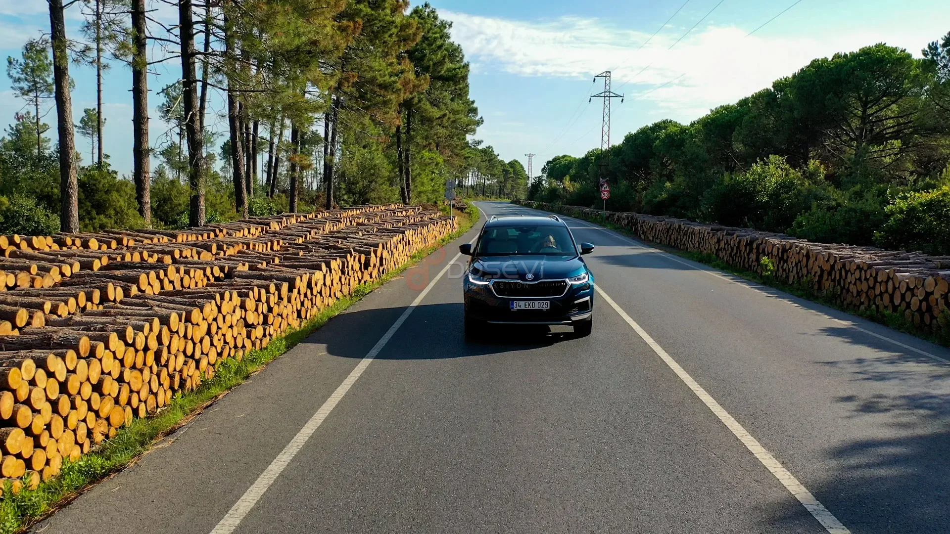 Skoda Kodiaq İstanbul Tanıtım Çekimi - Profesyonel Otomotiv Drone Prodüksiyonu - 5