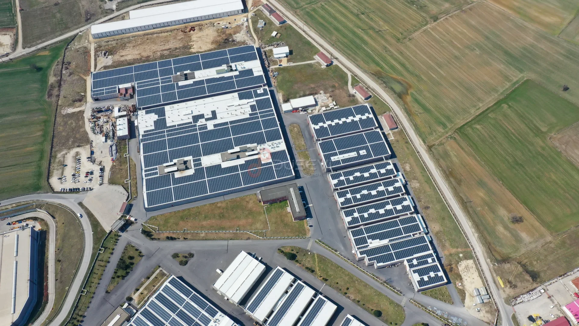 Güneş Enerji Santralleri (GES) Drone ile Havadan Görüntüleme ve Teknik Dökümantasyon - 3