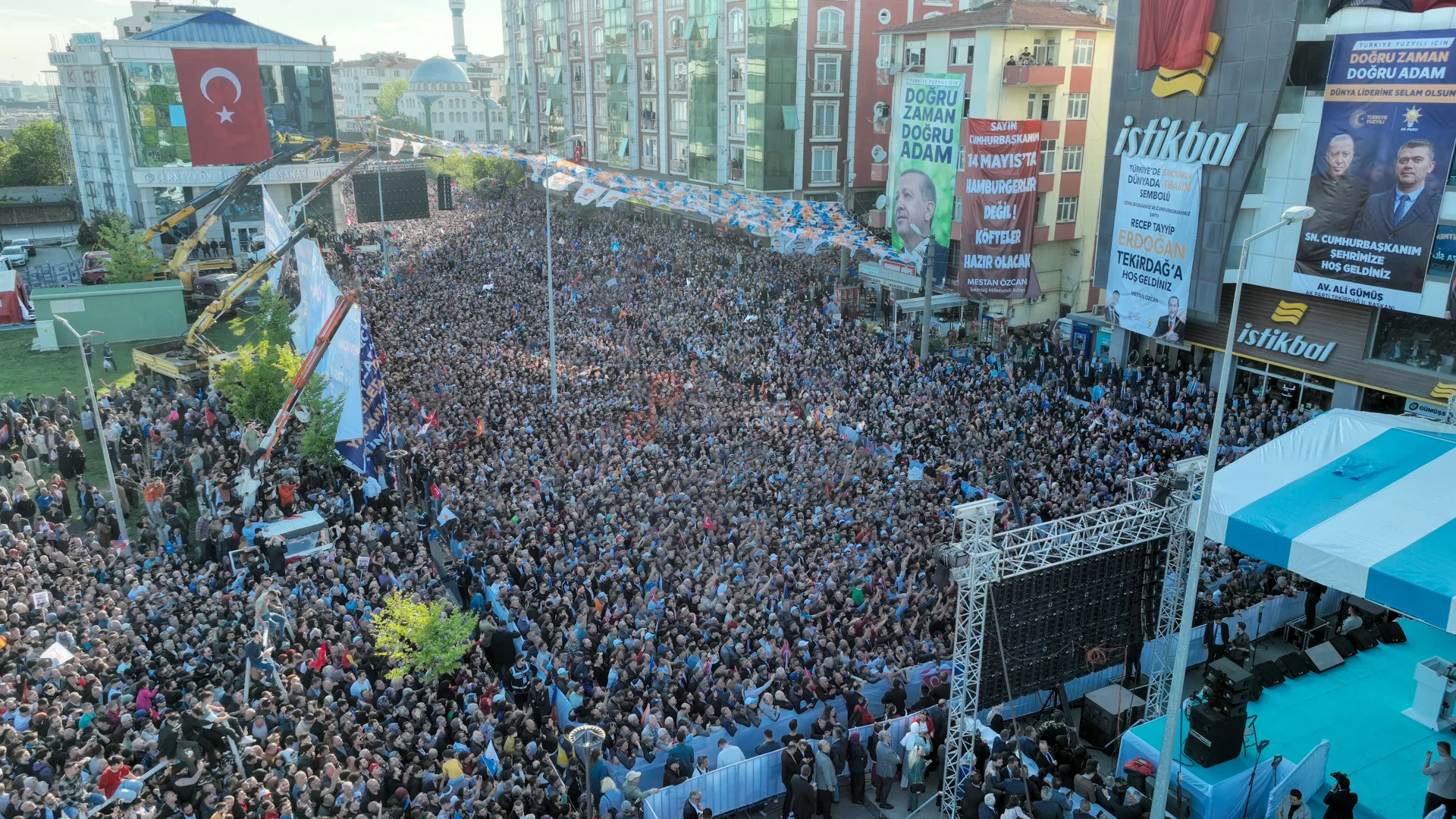 Siyasi Miting Drone Çekimi ve Canlı Yayın Prodüksiyonu | Çerkezköy - Tekirdağ - 7