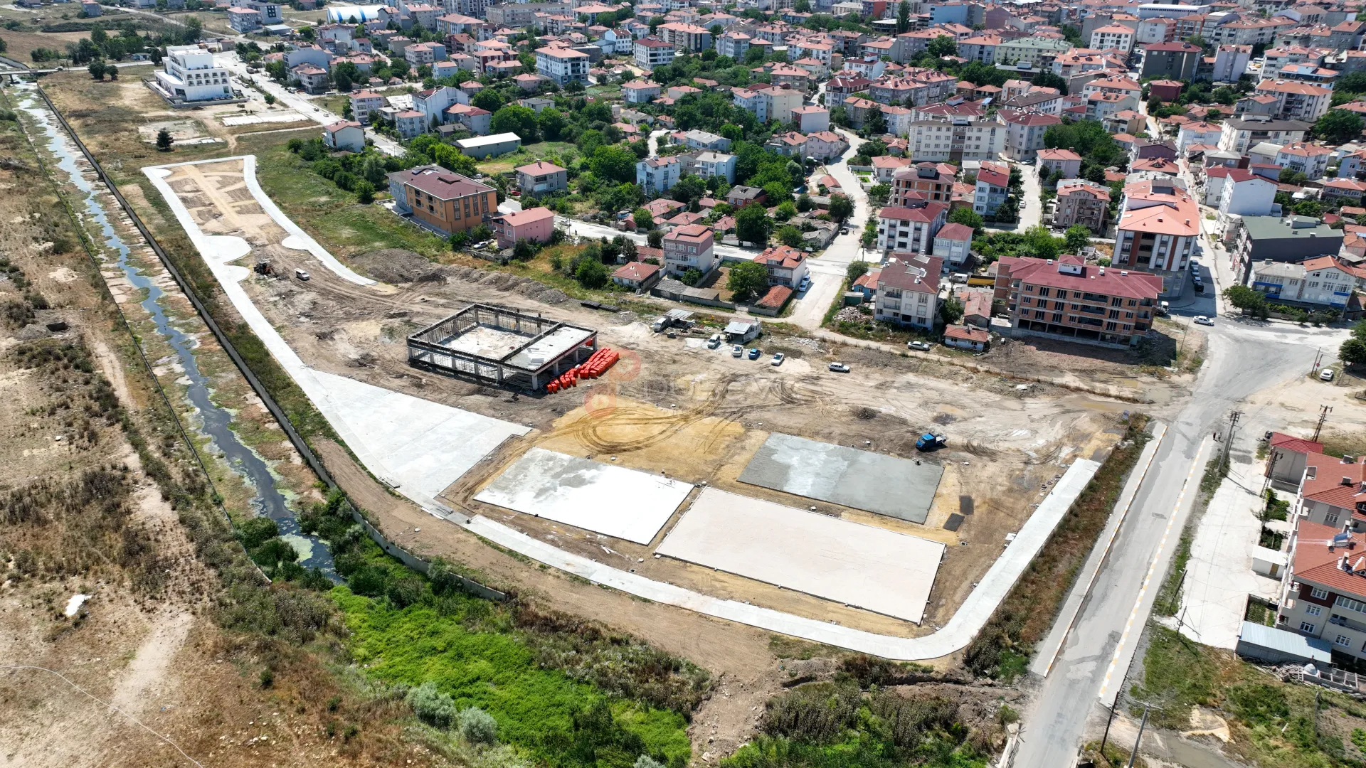 Saray Tekirdağ Kurumsal İnşaat Projesi ve Şantiye Sahası Profesyonel Drone Çekimi - 7