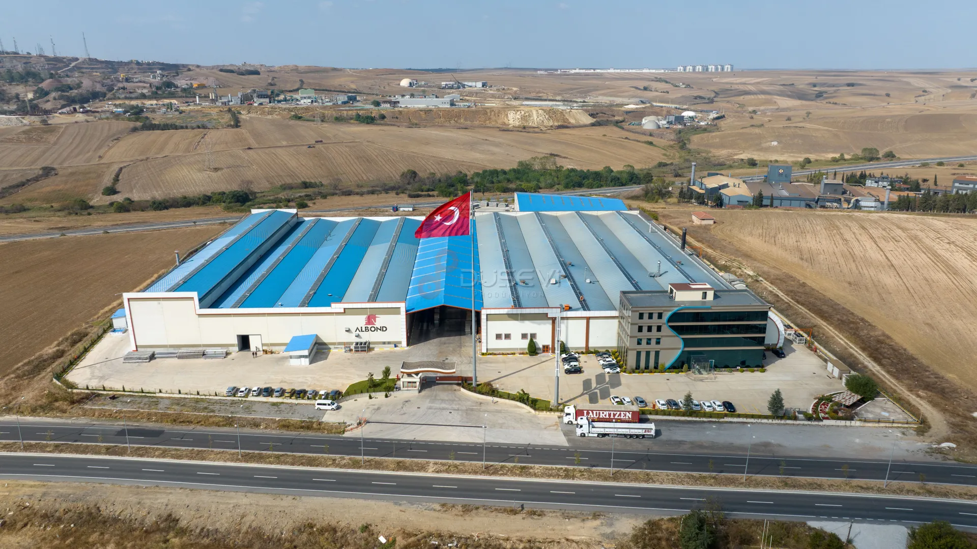 Çorlu Sanayi Bölgesi Fabrika Dış Çekimi ve Profesyonel Endüstriyel Drone Prodüksiyonu - 4