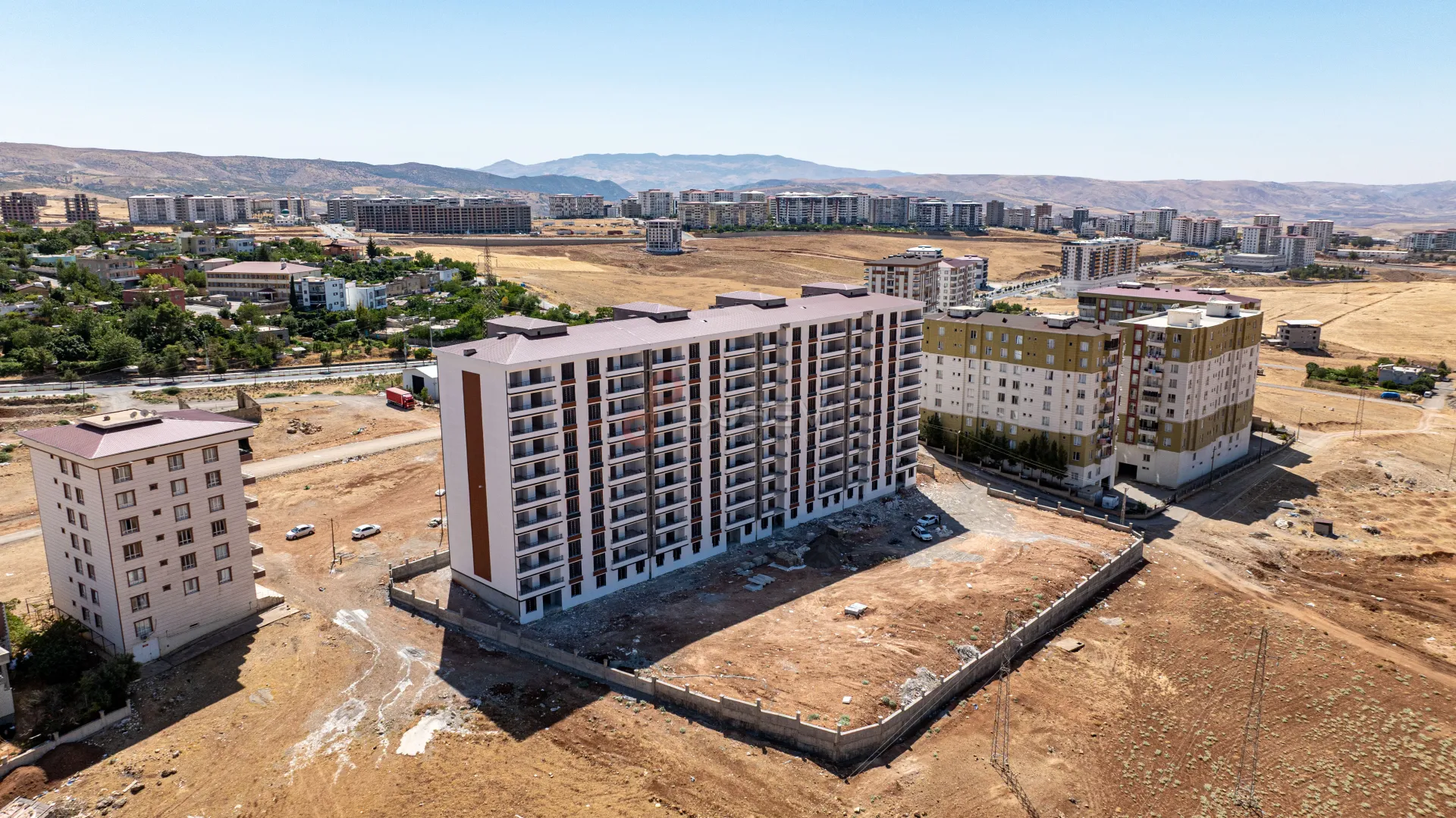 Siirt'te Yeni Bir Yaşam: Tarlak Lüks Konut Projesi Tanıtım Filmi - 3